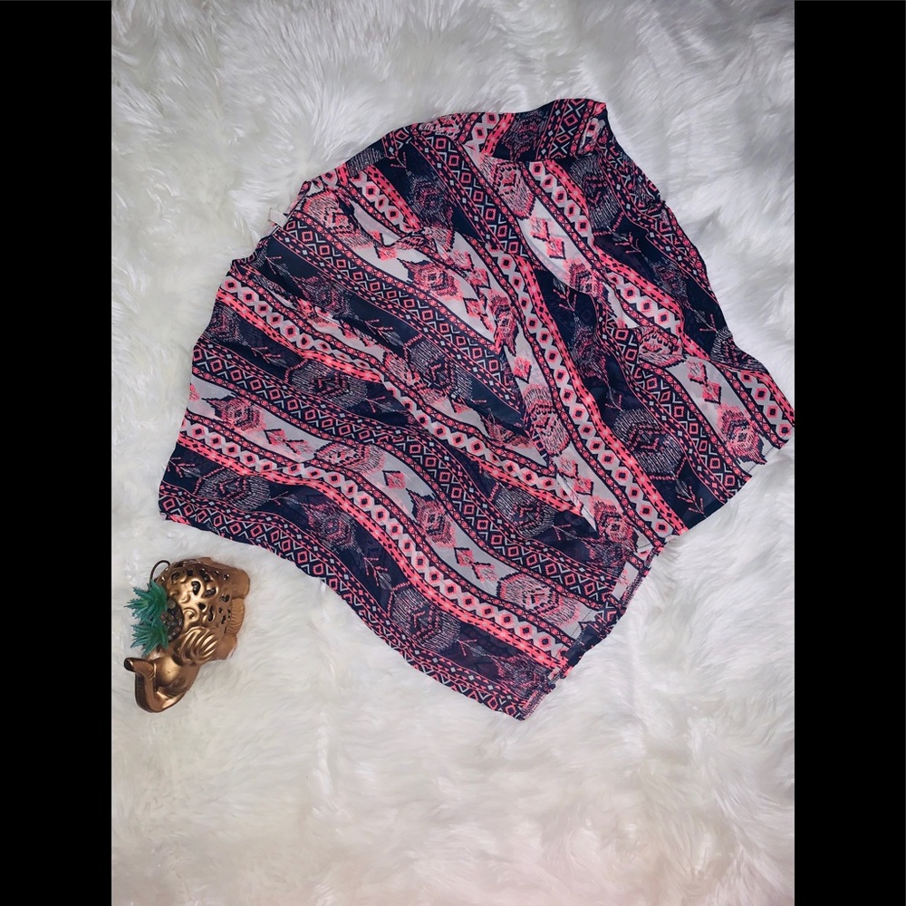 NWOT Bella D. Beautiful tribal boho short kimono